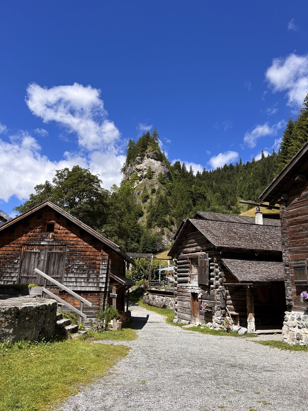 Alte Holzhäuser in der Region